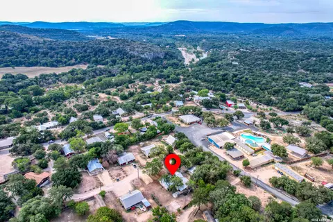 View/Area - 100 Pineview, Concan, TX 78838 photo 4 of 11