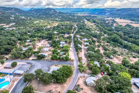 View/Area - 100 Pineview, Concan, TX 78838 photo 7 of 11