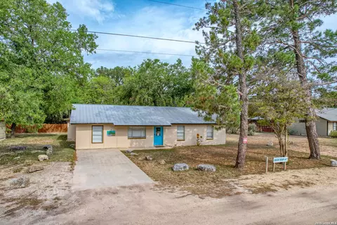 Exterior - 100 Pineview, Concan, TX 78838 photo 6 of 6