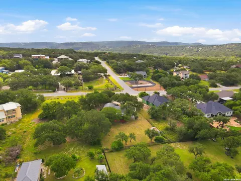 189 Taurus Ln, Junction, TX 76849 photo 5