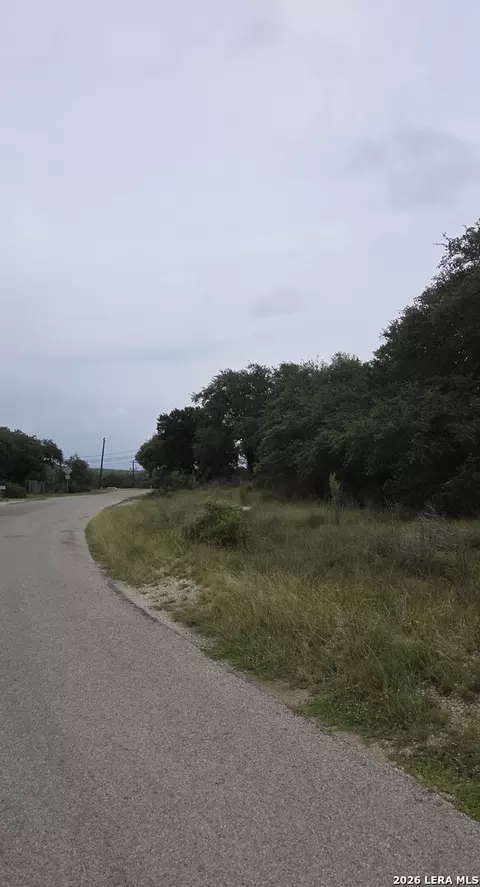 714 Canyon Acres, Canyon Lake, TX 78133