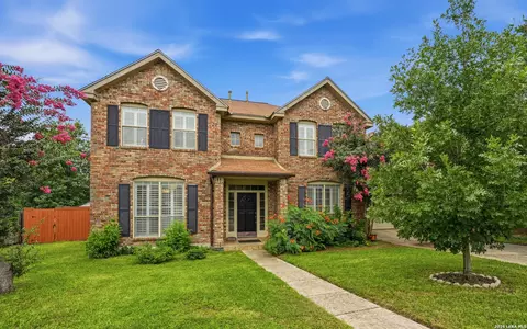 4623 Black Oak Woods, San Antonio, TX 78249