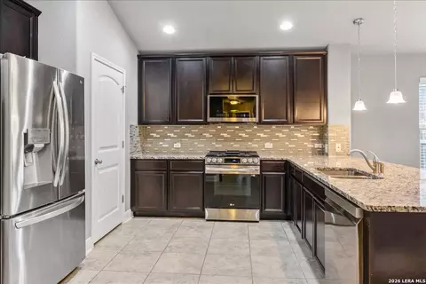 8714 Estonian Trce, San Antonio, TX 78251