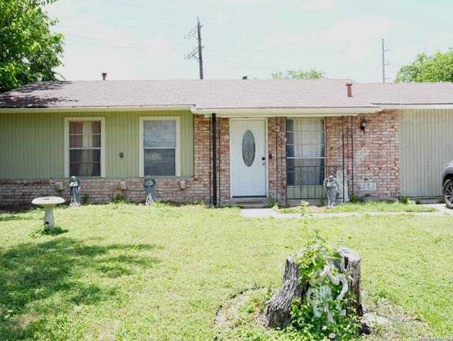 207 Lynhaven Dr, San Antonio, TX 78220