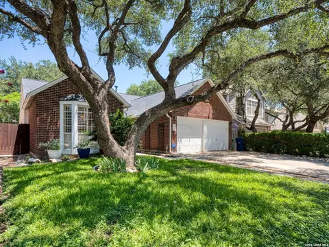 2423 Cedar Rdg, San Antonio, TX 78232