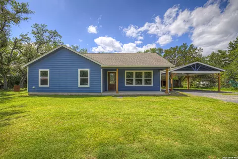 3211 Hunter Rd, New Braunfels, TX 78132