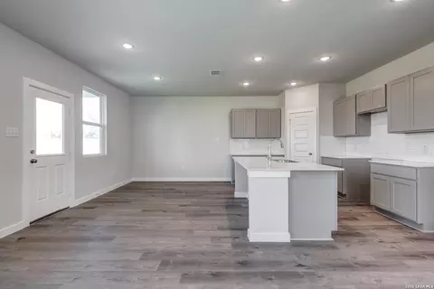 Other - 5526 Franklin Hls, Von Ormy, TX 78073 photo 2 of 6