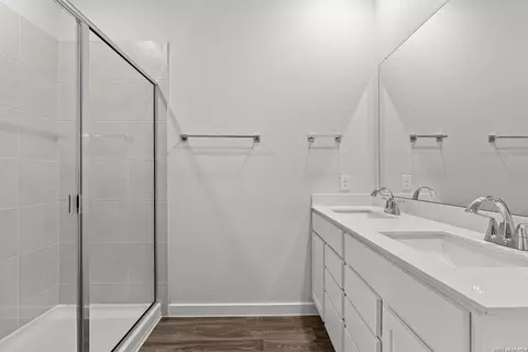 Bath - 5527 Franklin Hls, Von Ormy, TX 78073 photo 1 of 1