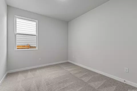 Bedroom - 5527 Franklin Hls, Von Ormy, TX 78073 photo 4 of 4