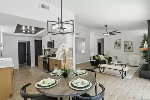 5615 Timberhurst, San Antonio, TX 78250