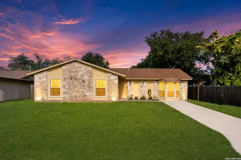 5867 Cliffbrier, San Antonio, TX 78250