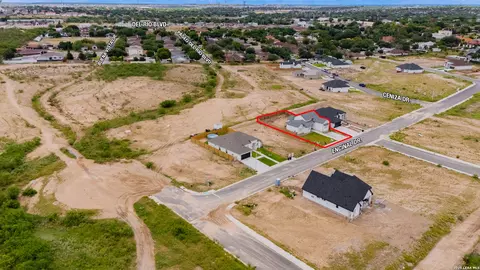 709 Encinal Dr, Eagle Pass, TX 78852 photo 39
