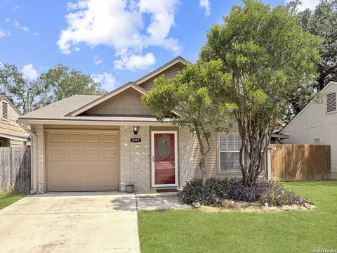 5911 Misty Gln, San Antonio, TX 78247