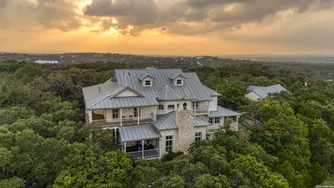 7419 Secretariat Ln, Fair Oaks Ranch, TX 78015