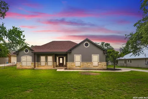 1211 Mossy Holw, Spring Branch, TX 78070
