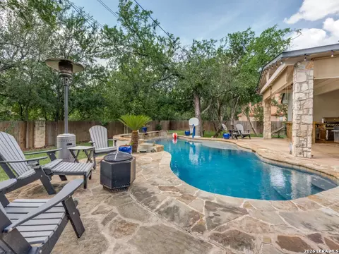 41 Inwood Heights Dr N, San Antonio, TX 78248
