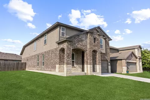 15143 Field Sparrow, San Antonio, TX 78253