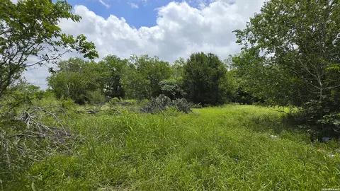 2127 Highway 90 E, Seguin, TX 78155