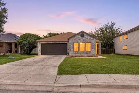 1073 Stone Trl, New Braunfels, TX 78130