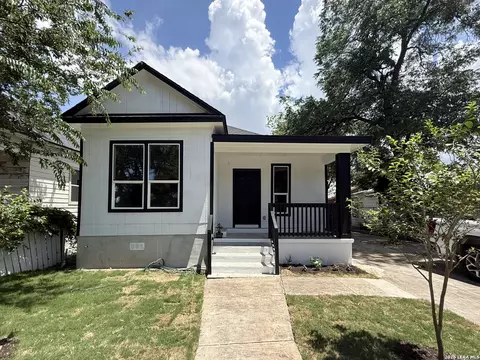 1719 W Houston, San Antonio, TX 78207