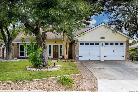 8839 Welles Edge Dr, San Antonio, TX 78240