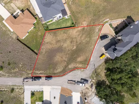 103 N Micah Andrews, Blanco, TX 78606