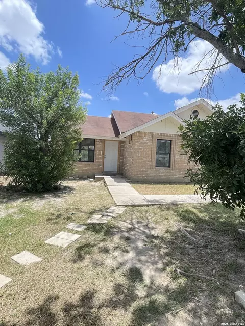 113 Costa Rica Dr, Eagle Pass, TX 78852