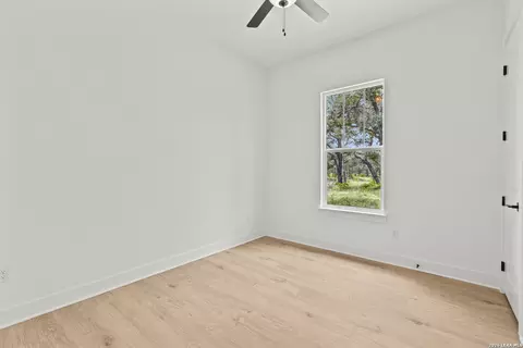 Bedroom - 3515 County Road 676, Devine, TX 78016 photo 4 of 5