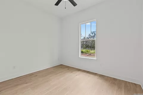 Bedroom - 3515 County Road 676, Devine, TX 78016 photo 3 of 5