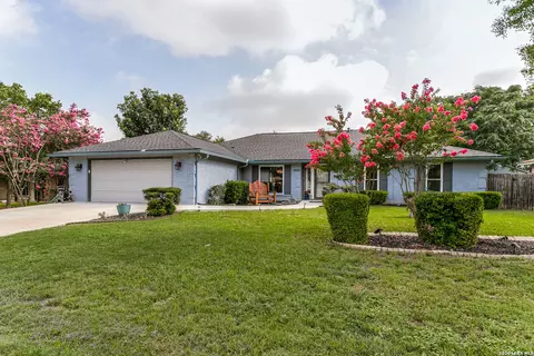 4631 Barhill St, San Antonio, TX 78217