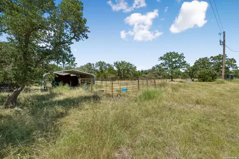 Exterior - 230 Old Roeder Rd NW, Harper, TX 78631 photo 1 of 3