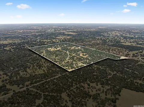 230 Old Roeder Rd NW, Harper, TX 78631