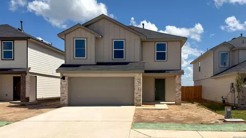 2304 Red Bird Trce, Lockhart, TX 78644