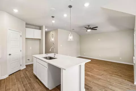 Living - 2803 Junction Bay, Converse, TX 78109 photo 6 of 6