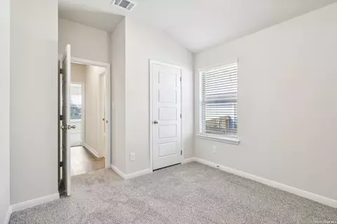 Entry Way - 2803 Junction Bay, Converse, TX 78109 photo 8 of 8