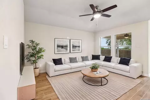Living - 2803 Junction Bay, Converse, TX 78109 photo 2 of 6