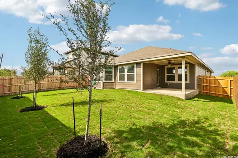 Exterior - 2803 Junction Bay, Converse, TX 78109 photo 8 of 9