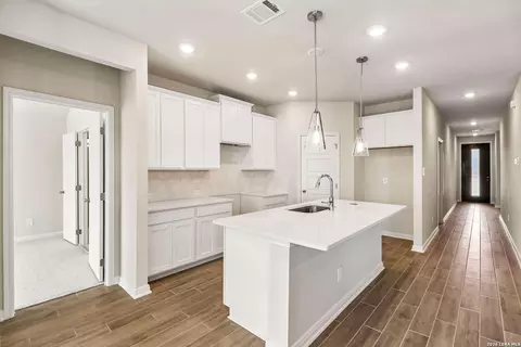 Entry Way - 2803 Junction Bay, Converse, TX 78109 photo 1 of 2