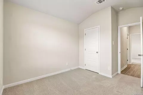 Bedroom - 2803 Junction Bay, Converse, TX 78109 photo 2 of 5