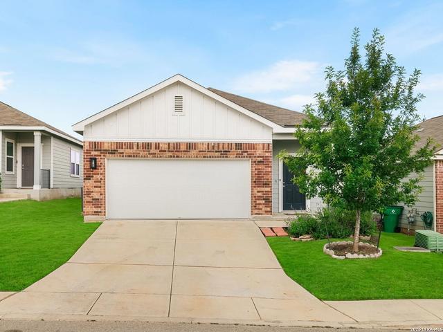 13536 Lunar Lgt, Saint Hedwig, TX 78152