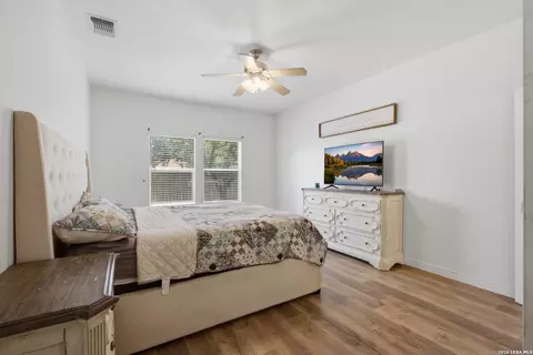 Bedroom - 313 Howard Dr, Devine, TX 78016 photo 1 of 3