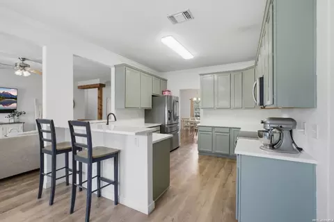 Kitchen - 313 Howard Dr, Devine, TX 78016 photo 1 of 4