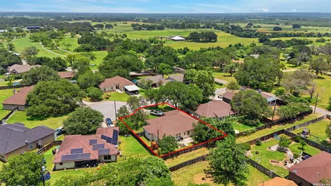 View/Area - 313 Howard Dr, Devine, TX 78016 photo 6 of 6