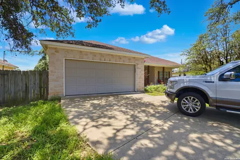 Exterior - 313 Howard Dr, Devine, TX 78016 photo 6 of 7