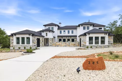 285 Scenic Cyn, New Braunfels, TX 78132