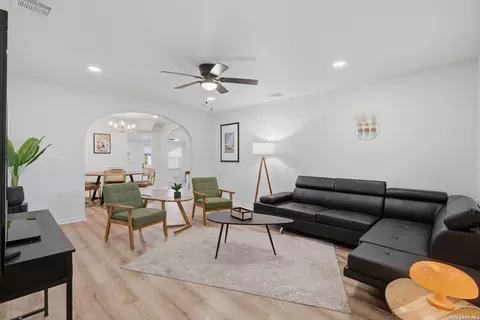 414 Clower, San Antonio, TX 78212