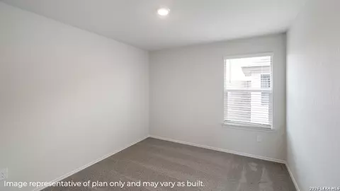 Bedroom - 14510 Open Range Rd, Lytle, TX 78052 photo 4 of 4