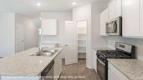 Kitchen - 14510 Open Range Rd, Lytle, TX 78052 photo 2 of 2