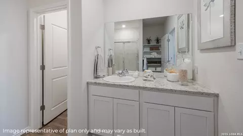Bath - 14514 Open Range Rd, Lytle, TX 78052 photo 2 of 6