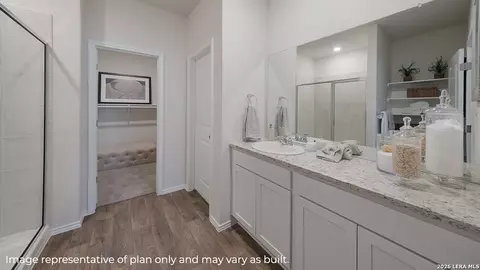 Bath - 14514 Open Range Rd, Lytle, TX 78052 photo 5 of 6